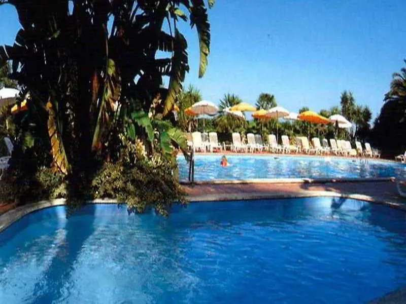 Hotel Caparena Ταορμίνα
