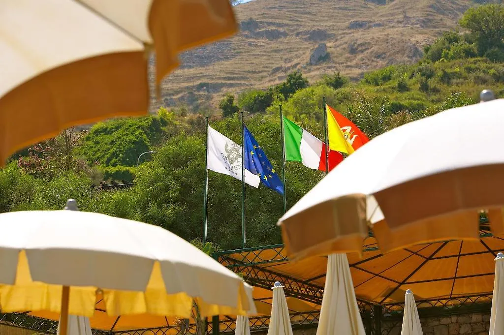 Hotel Caparena Ταορμίνα 4*,