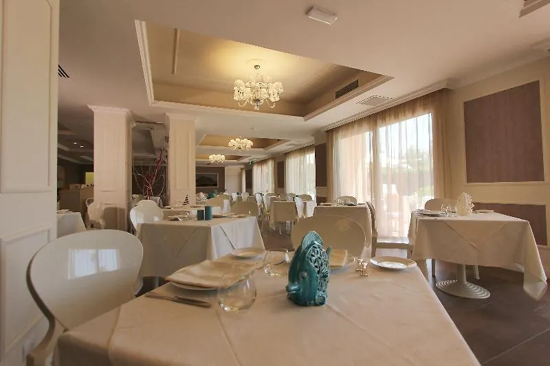Hotel Caparena Ταορμίνα 4*,
