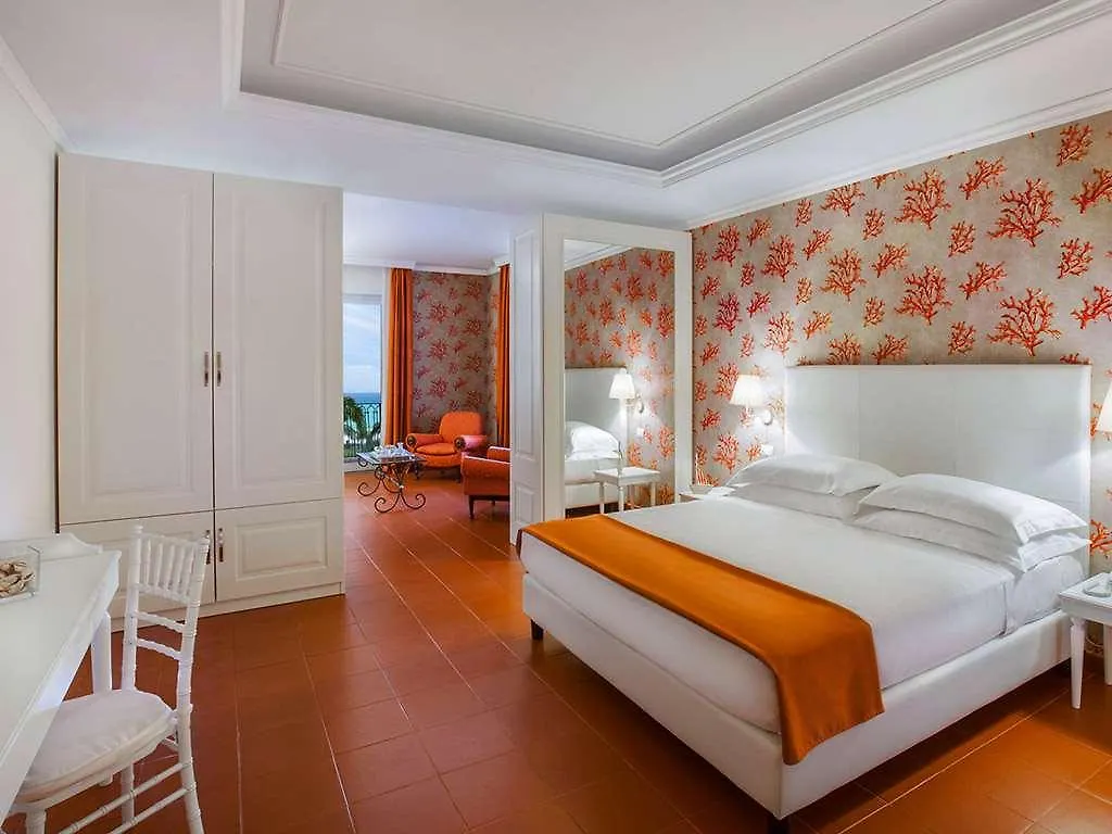 Hotel Caparena Ταορμίνα 4*,