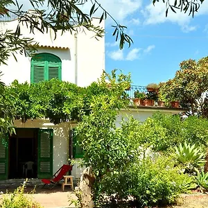 Seafront Garden House Taormina
