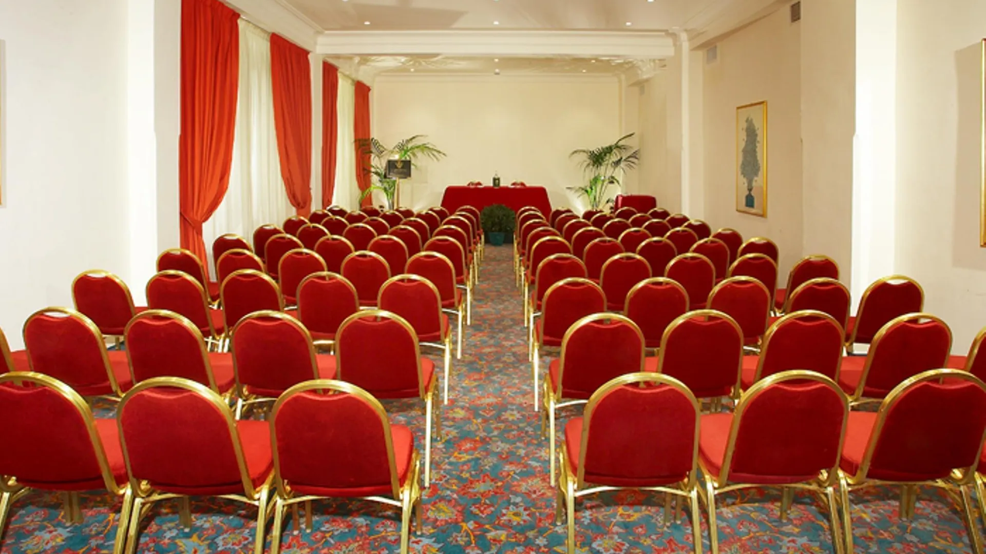 Hotel Caparena Taormina 4*,